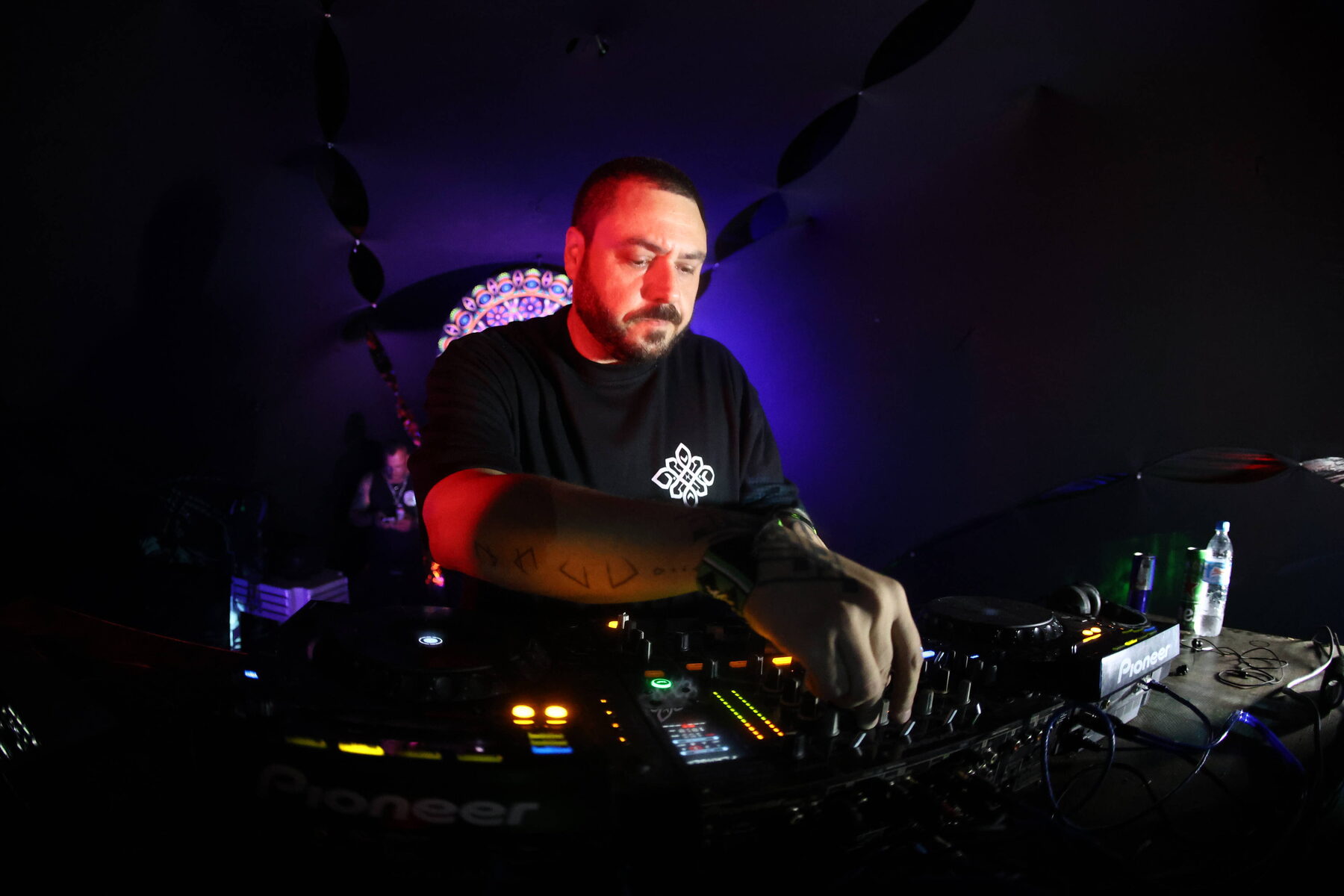 Promotional photo of DJ Idemax