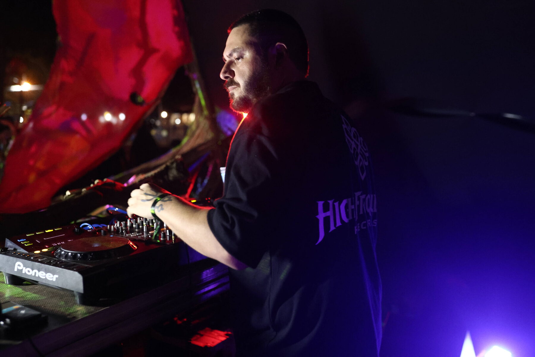 Promotional photo of DJ Idemax